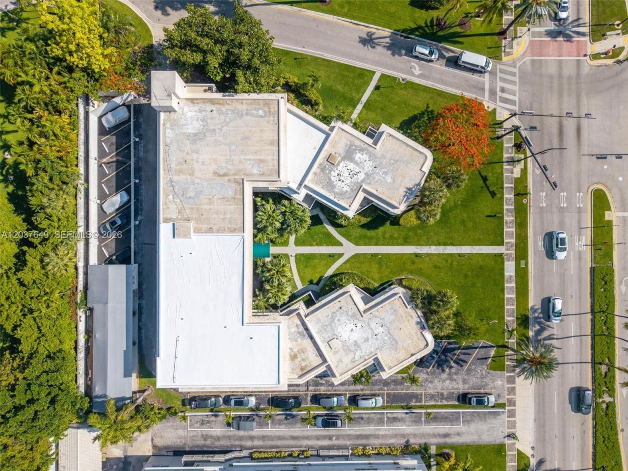 10190 Collins Ave , Unit 107, Bal Harbour, FL 33154 Photo