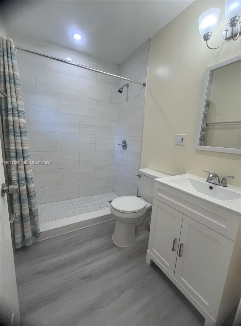 2434 Polk St, Hollywood, FL 33020 Photo