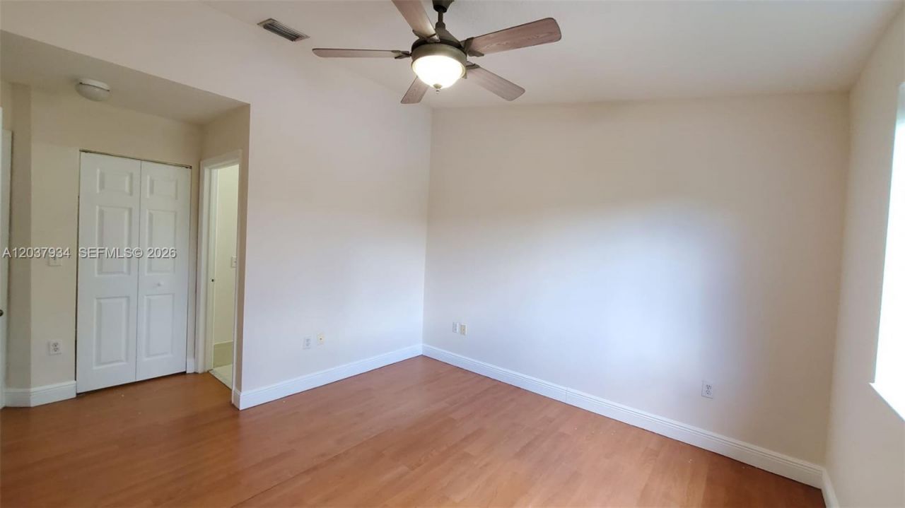 640 NW 79th Ave , Unit 202, Pembroke Pines, FL 33024 Photo