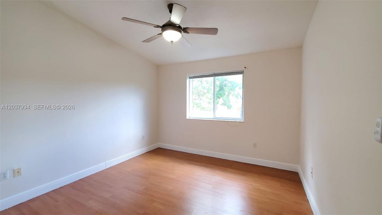 640 NW 79th Ave , Unit 202, Pembroke Pines, FL 33024 Photo