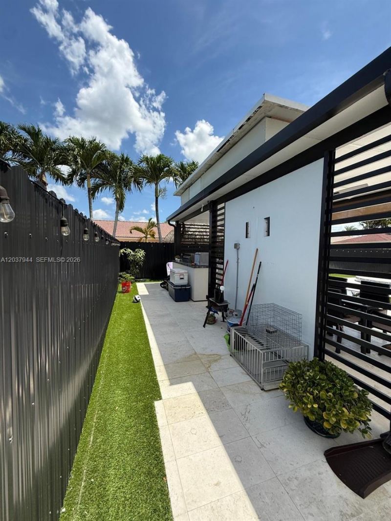 14832 SW 169th Ln, Miami, FL 33187 Photo