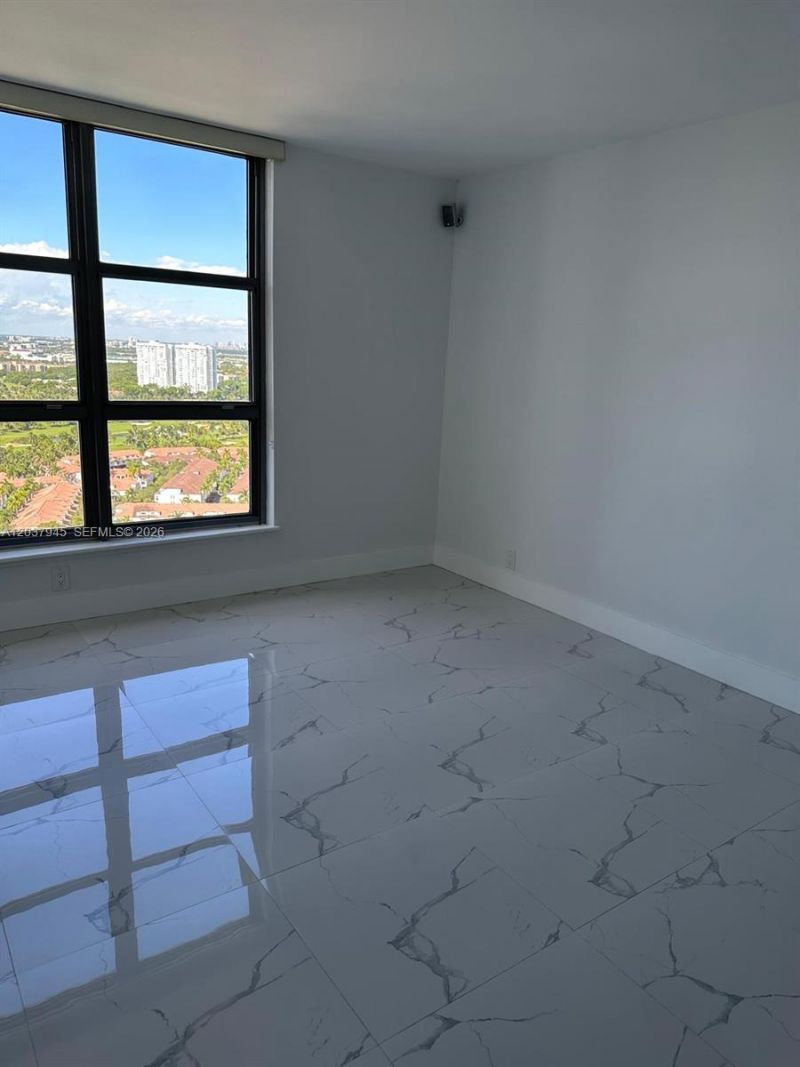 3530 Mystic Pointe Dr, Unit 3208, Aventura, FL 33180 Photo
