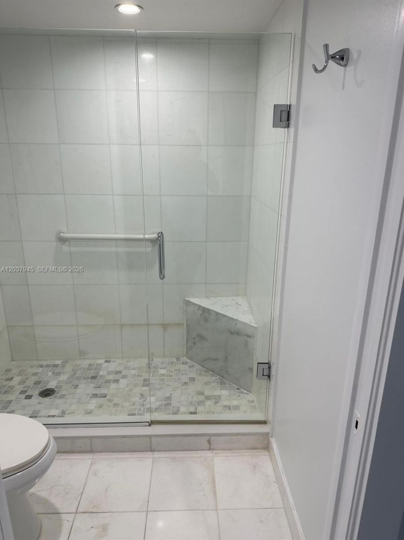 3530 Mystic Pointe Dr, Unit 3208, Aventura, FL 33180 Photo