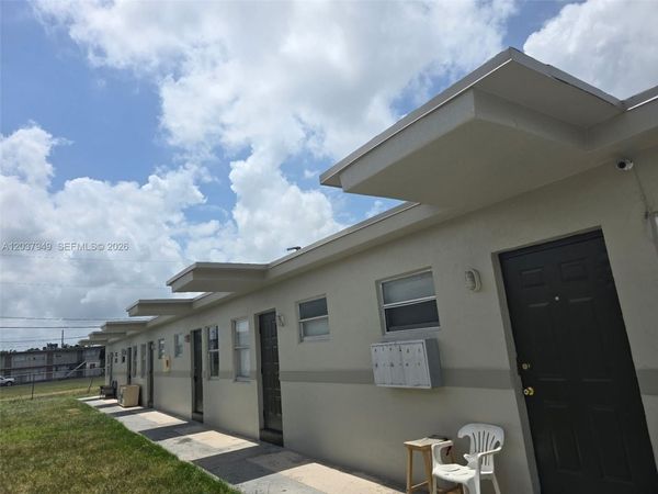 320 SW 11th Ave, Unit 2, Homestead, FL 33030