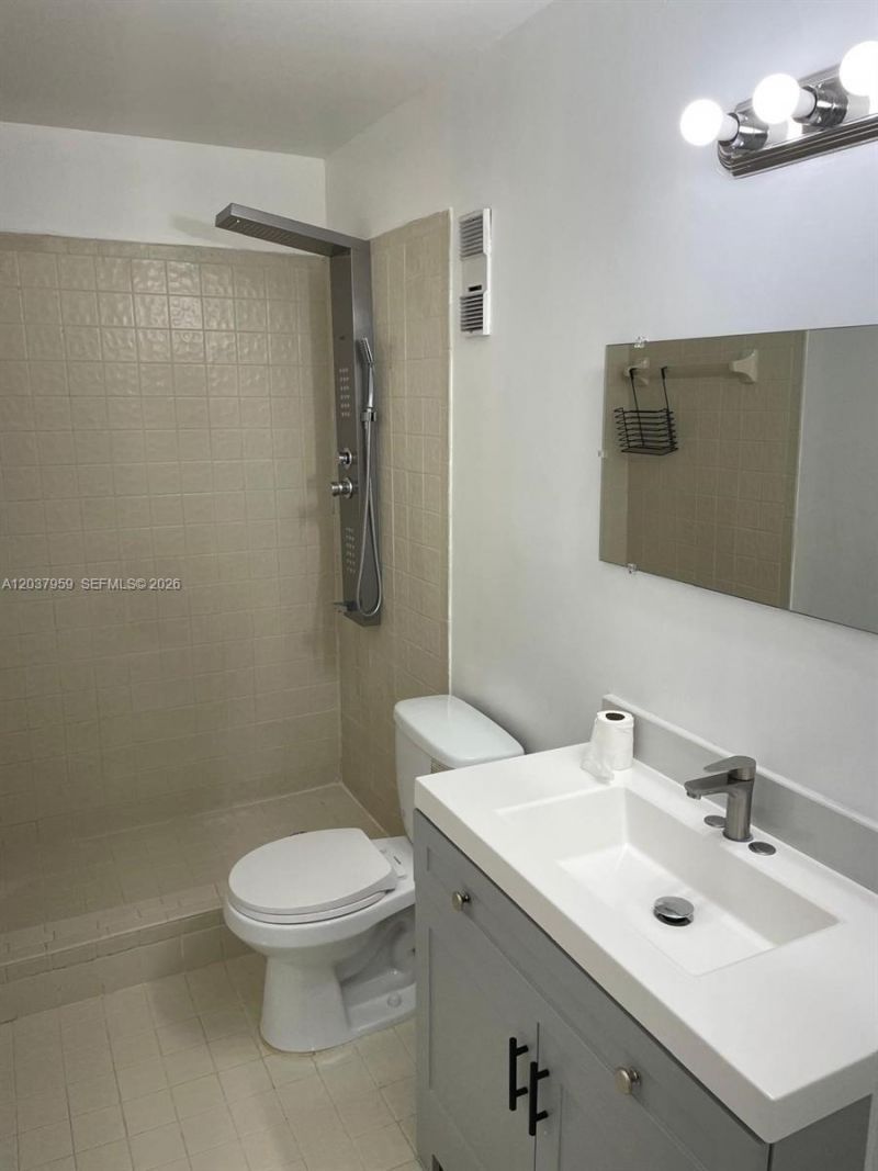 2060 SW 90th Ave , Unit A-18, Davie, FL 33324 Photo