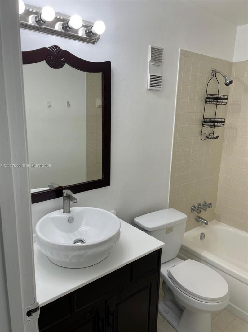 2060 SW 90th Ave , Unit A-18, Davie, FL 33324 Photo