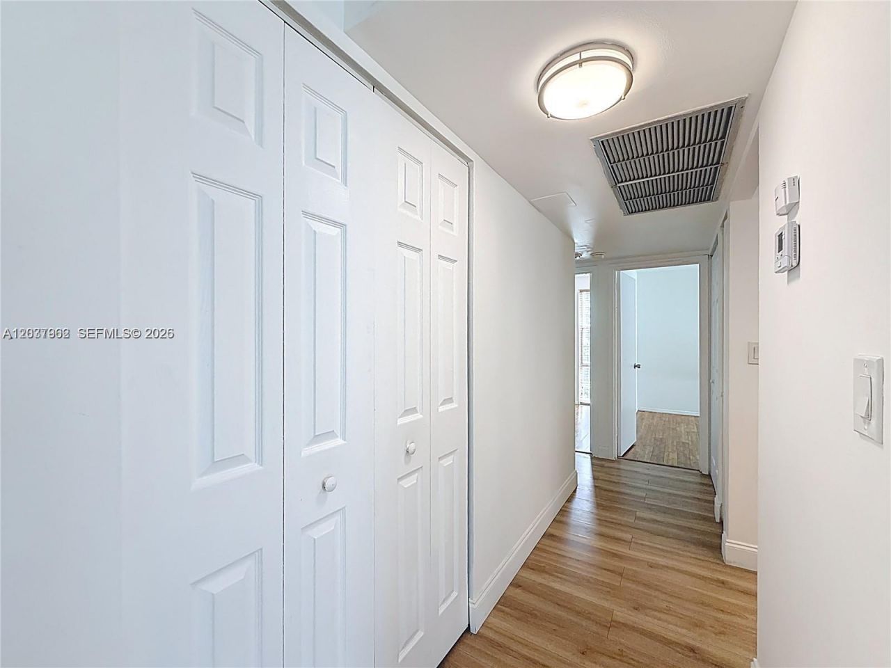 17560 Atlantic Blvd , Unit 501, Sunny Isles Beach, FL 33160 Photo