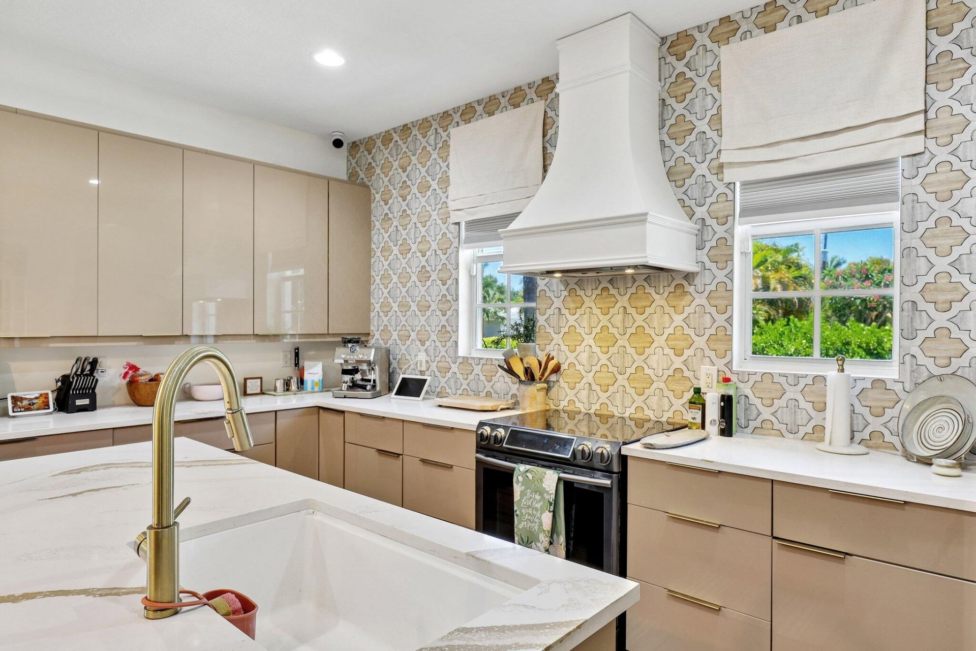 15 Wellesley Drive, Lake Worth Beach, FL 33460 Photo