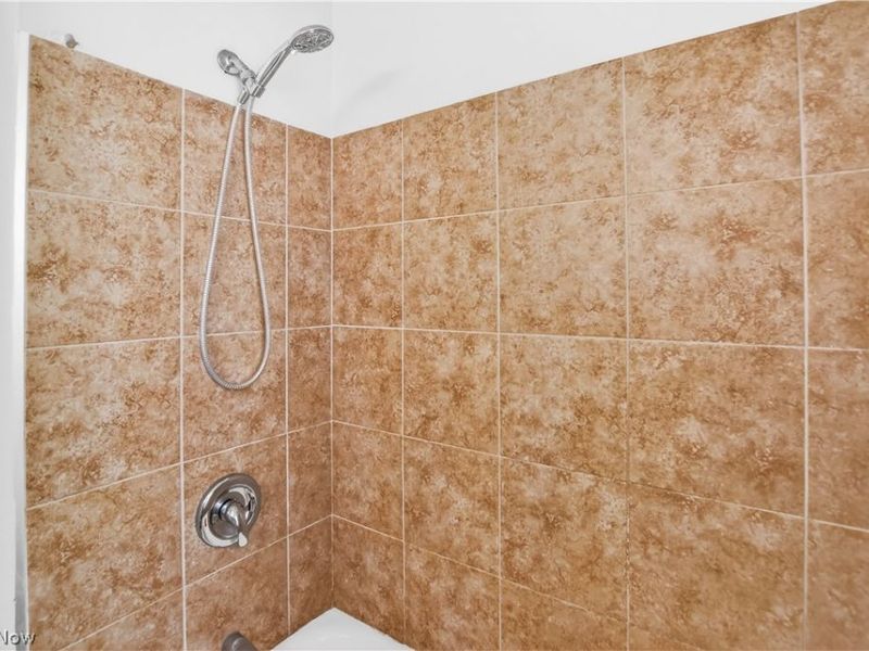 21412 Watson Road, Maple Heights, OH 44137 Photo 18