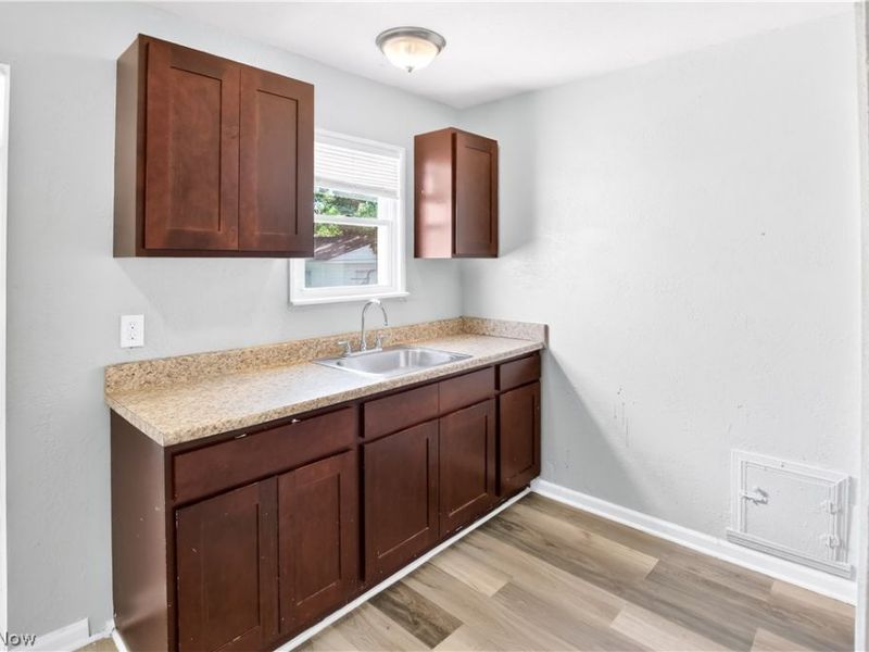 21412 Watson Road, Maple Heights, OH 44137 Photo 6