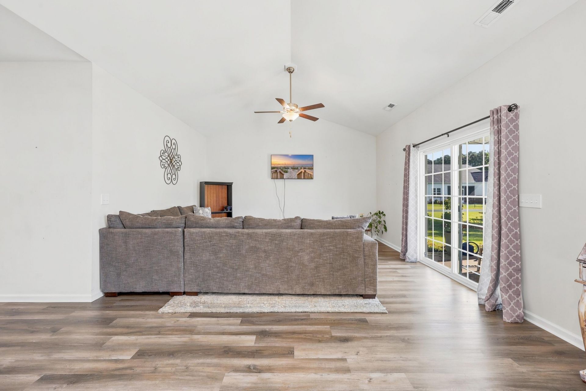 105 N Levee Drive Photo 15