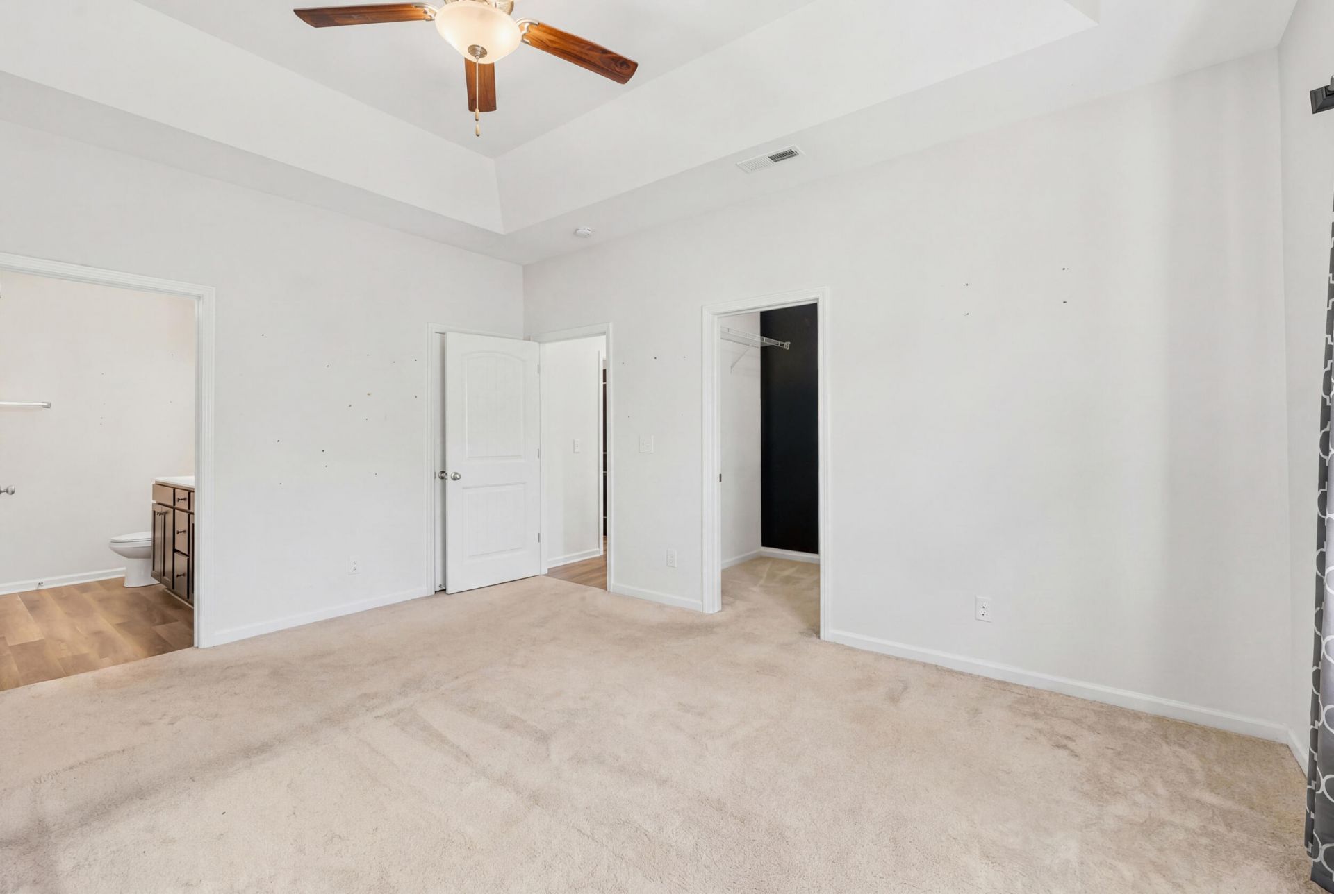 105 N Levee Drive Photo 40