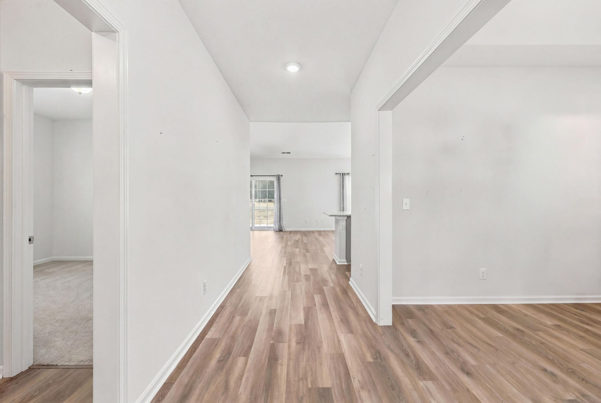 105 N Levee Drive Photo 6
