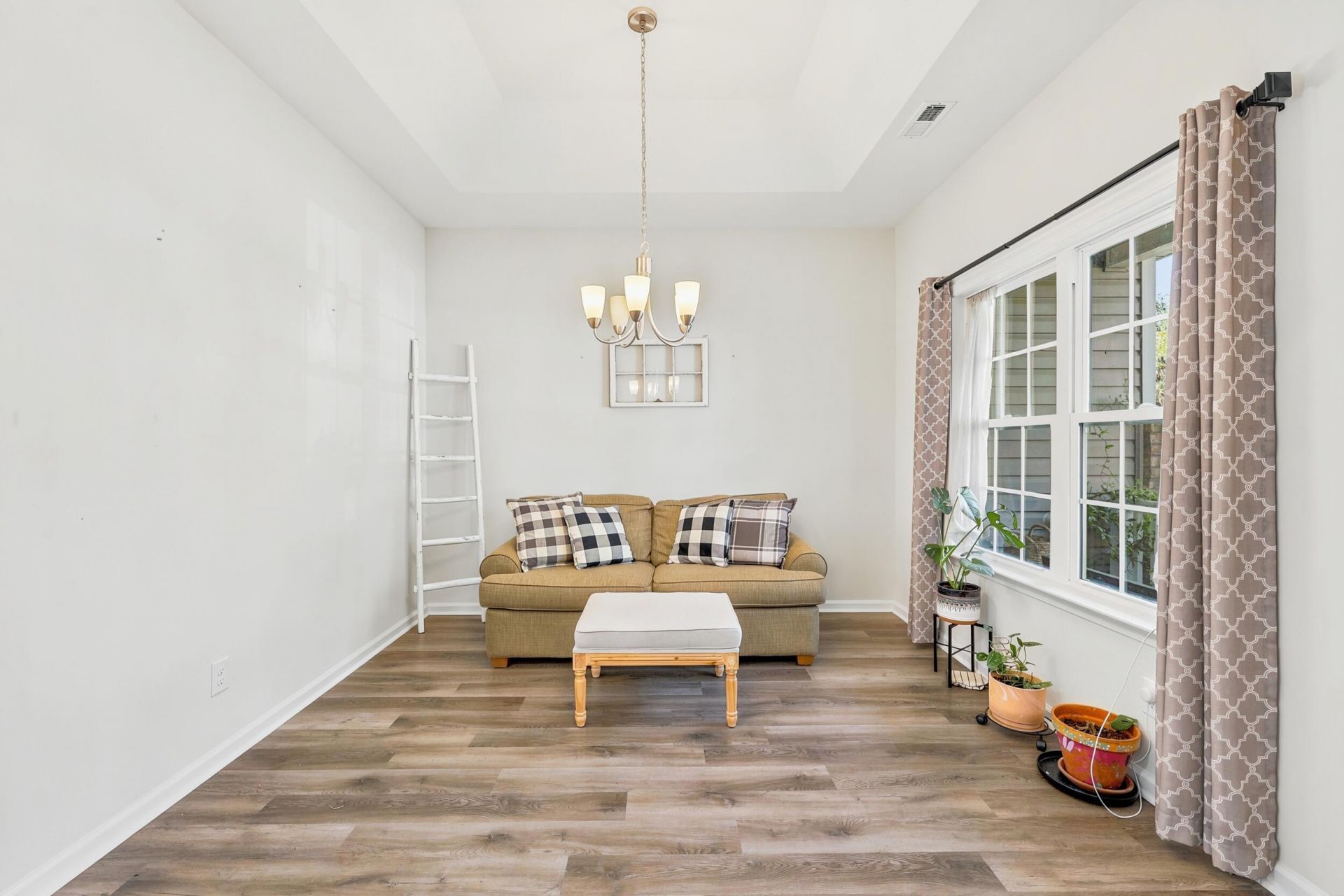 105 N Levee Drive Photo 9