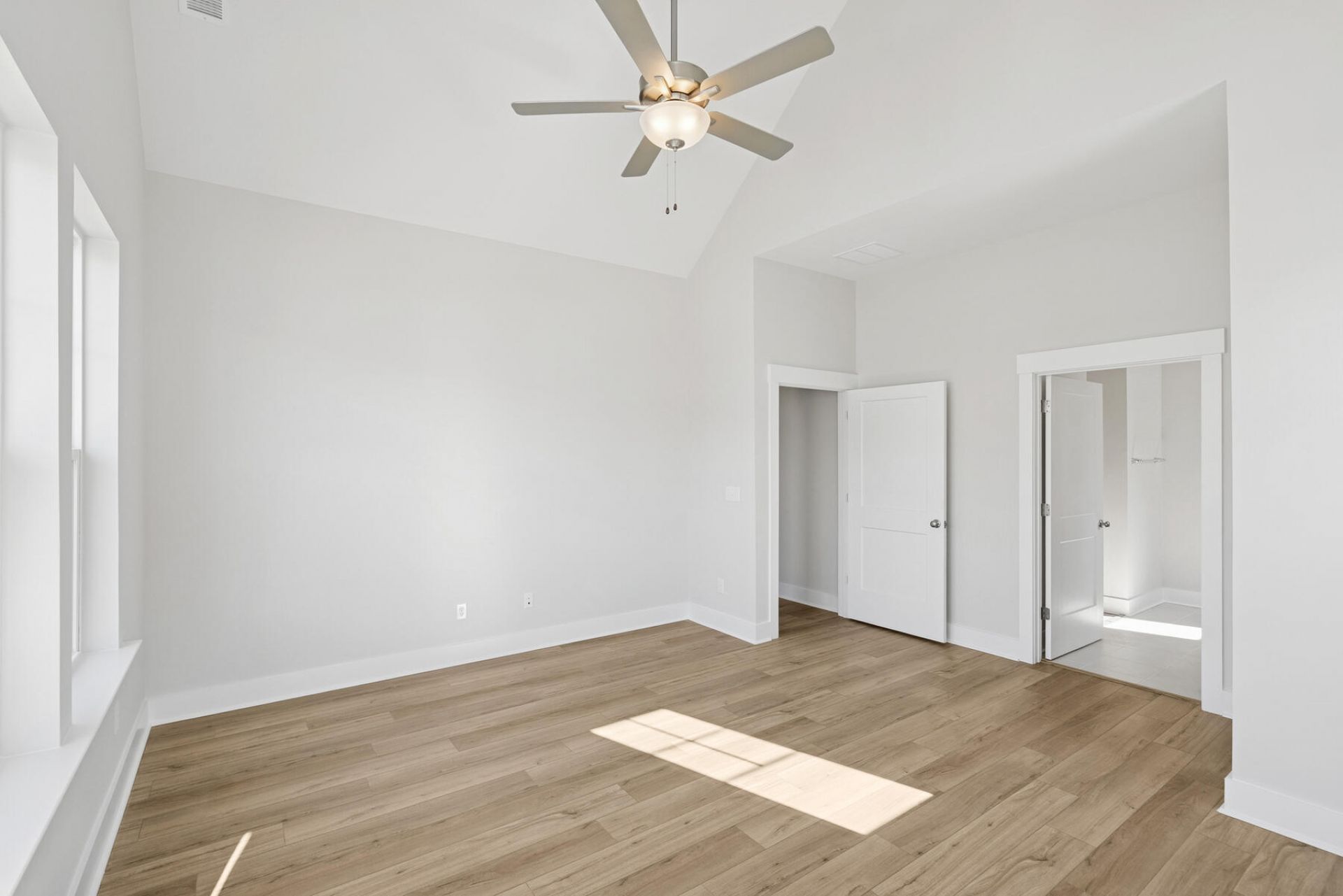 282 Brightside Trail Photo 12