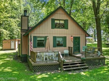 146 Algonac Road, Clay Twp, MI 48001