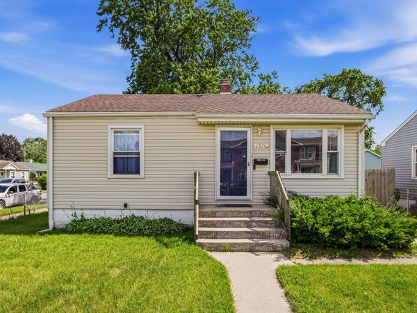 1324 175th Street, Hammond, IN 46324