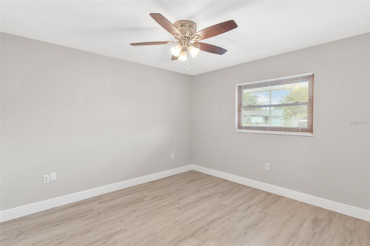 35904 Dawn Drive , Leesburg, FL 34788 Photo