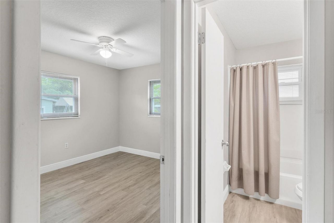 35904 Dawn Drive , Leesburg, FL 34788 Photo