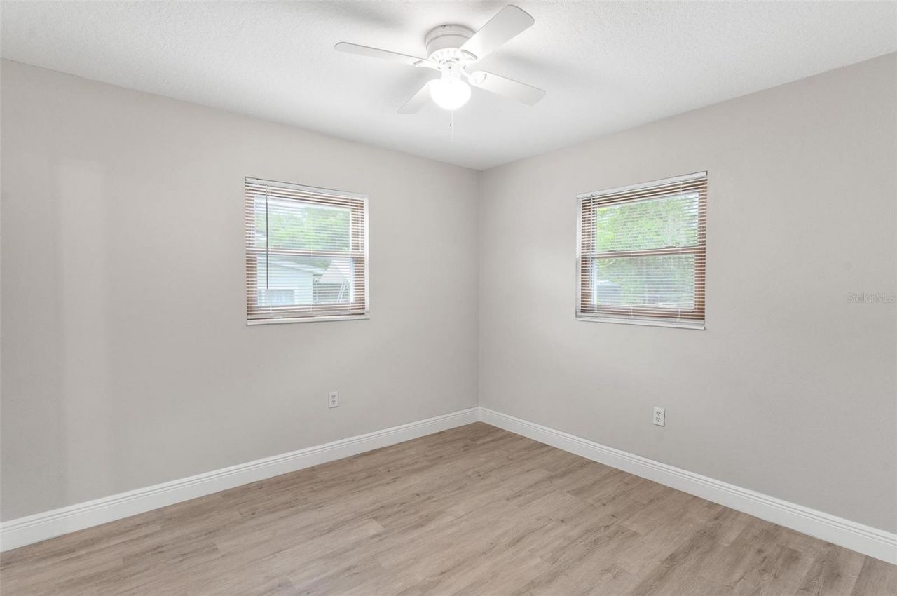 35904 Dawn Drive , Leesburg, FL 34788 Photo
