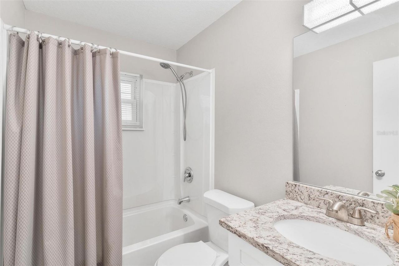 35904 Dawn Drive , Leesburg, FL 34788 Photo