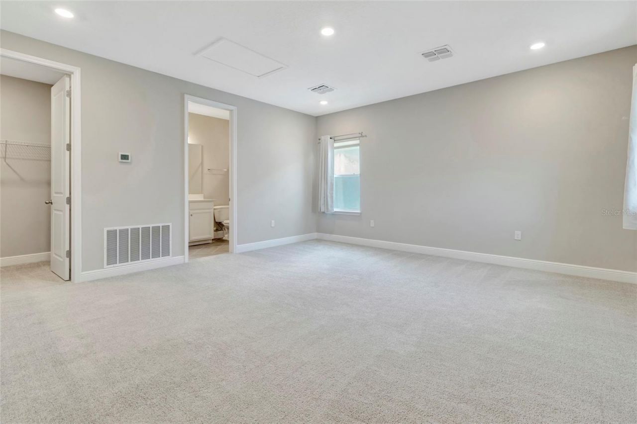 4418 Lions Gate Avenue , Clermont, FL 34711 Photo