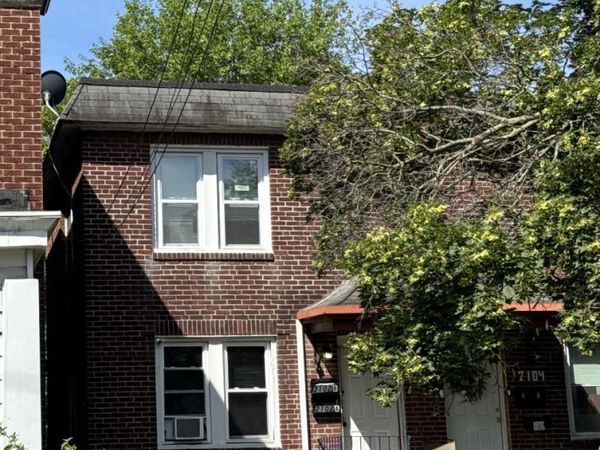 2102 MADISON STREET , CHESTER, PA 19013
