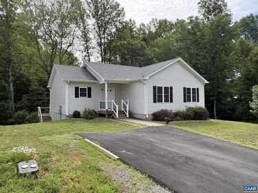 275 BARRINGTON DR , STANARDSVILLE, VA 22973