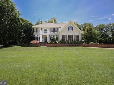 203 CHERRY TREE COURT, FRANKLINVILLE, NJ 08322