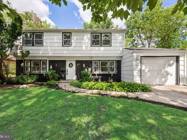 6 HASTING LANE, WILLINGBORO, NJ 08046