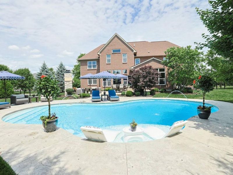 3815 Winning Stakes Way, Mason, OH 45040 Photo 2