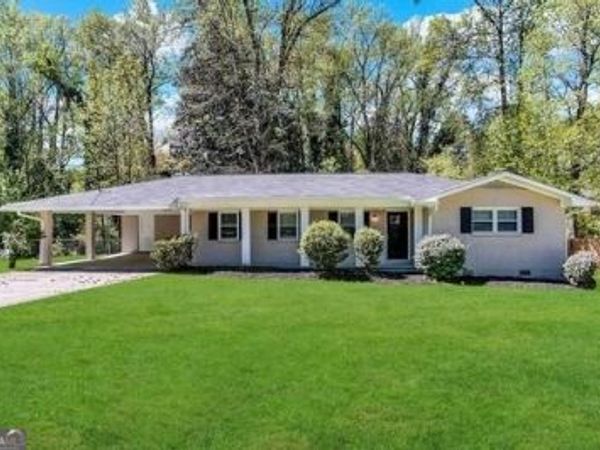 2176 Elinwood Drive, East Point, GA 30344