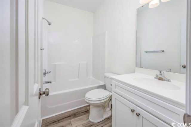 545 White River Dr. Photo 18