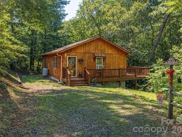 116 Keepsake Lane, Whittier, NC 28789