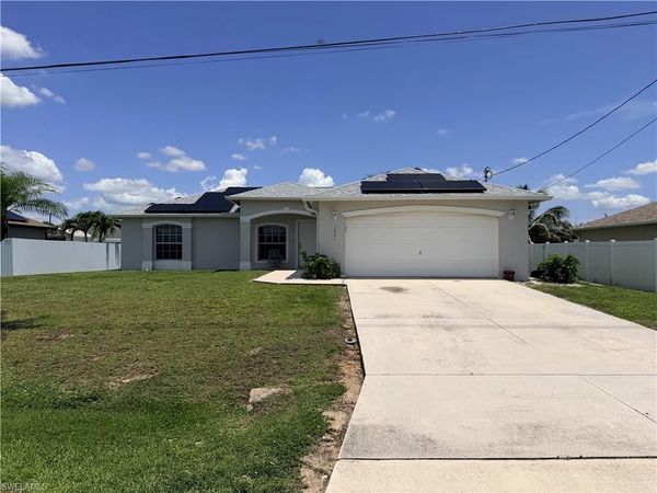 1621 SW 14th TER , CAPE CORAL, FL 33991
