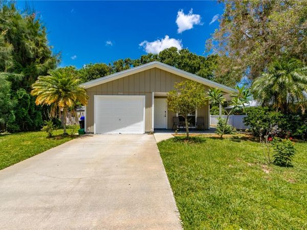 1401 31st Avenue, Vero Beach, FL 32960