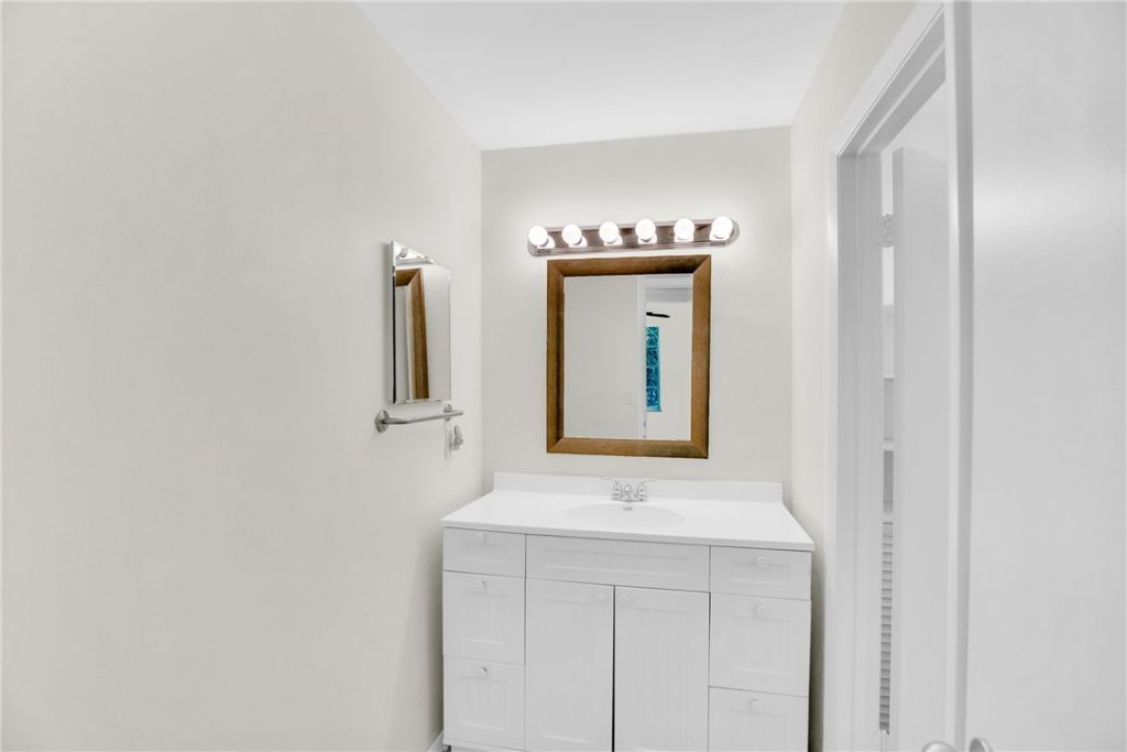 1401 31st Avenue, Vero Beach, FL 32960 Photo