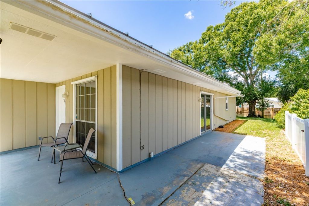 1401 31st Avenue, Vero Beach, FL 32960 Photo