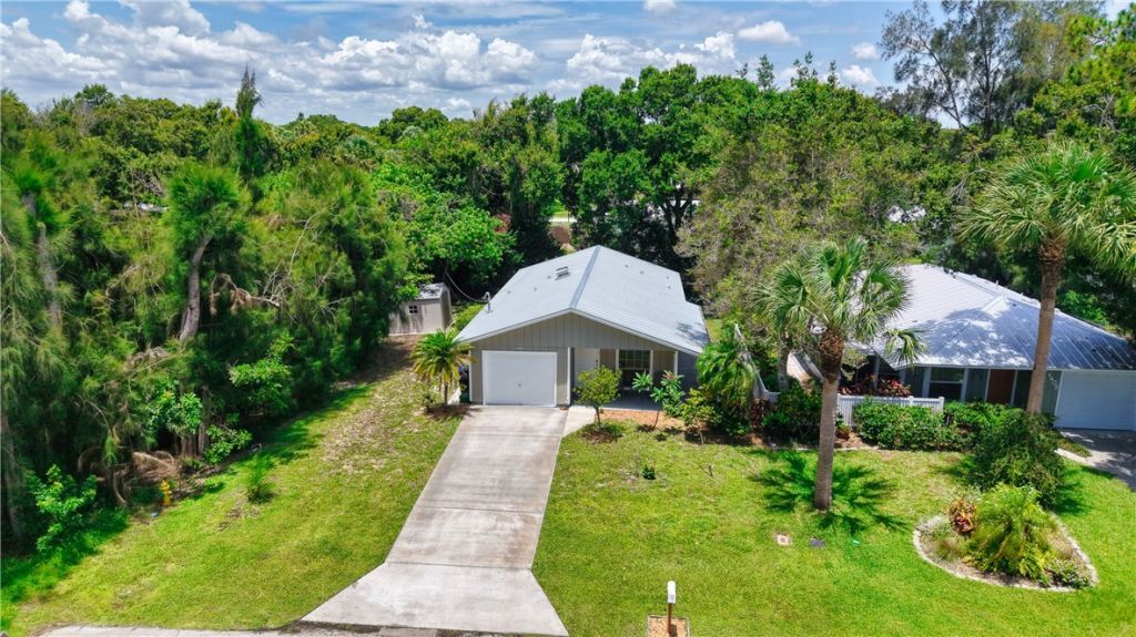 1401 31st Avenue, Vero Beach, FL 32960 Photo