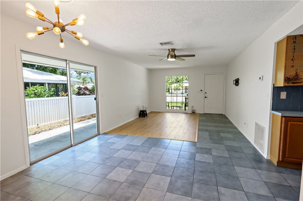 1401 31st Avenue, Vero Beach, FL 32960 Photo