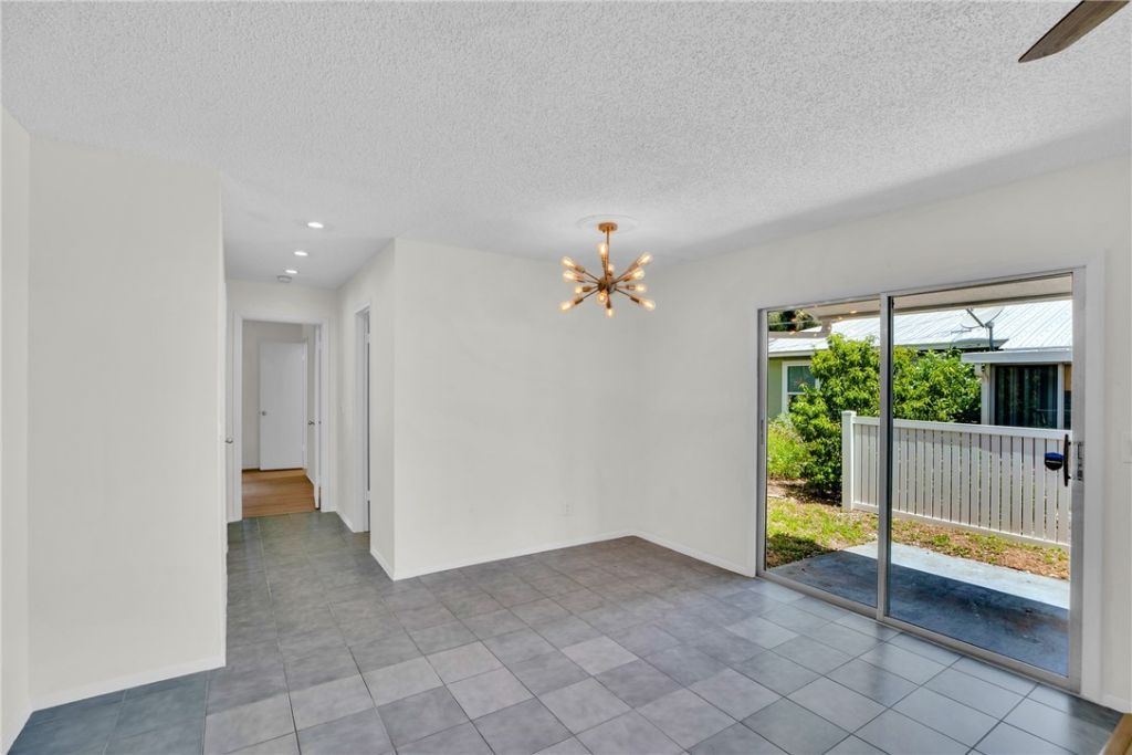 1401 31st Avenue, Vero Beach, FL 32960 Photo