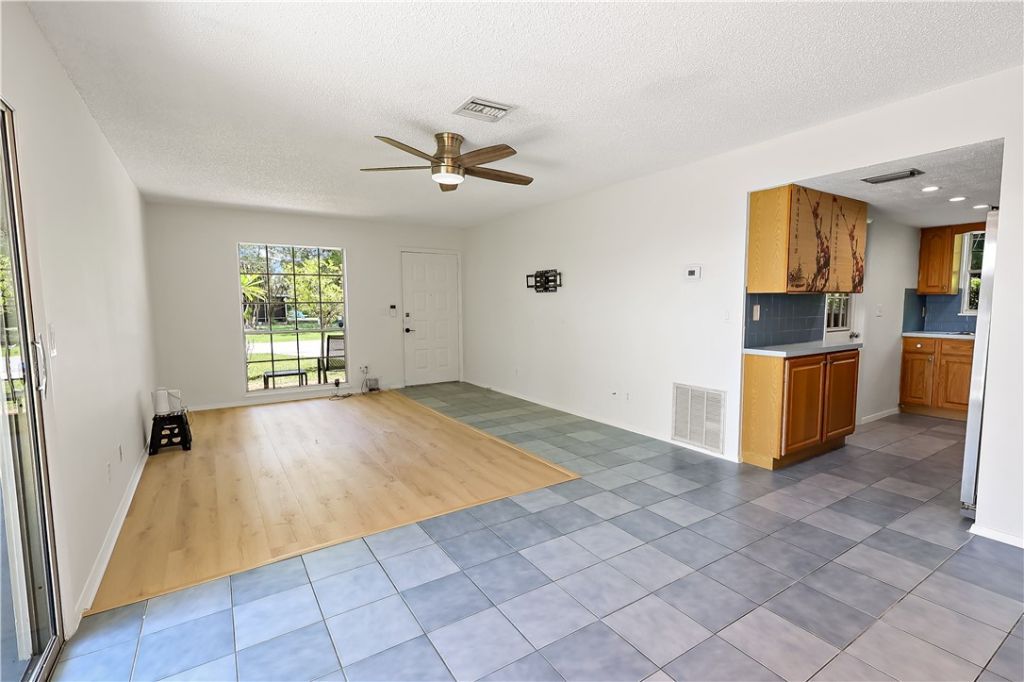 1401 31st Avenue, Vero Beach, FL 32960 Photo