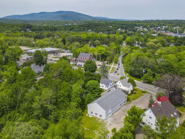 319-321 Commercial Street , Rockport, ME 04856