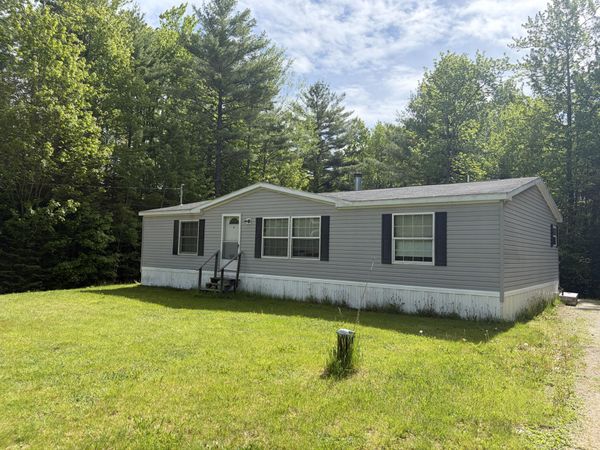25 Nicole Lane , Benton, ME 04901
