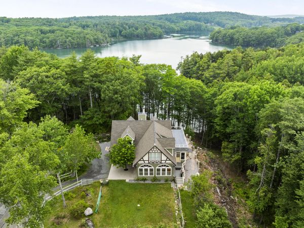 33 Neighba Lane, Boothbay, ME 04537