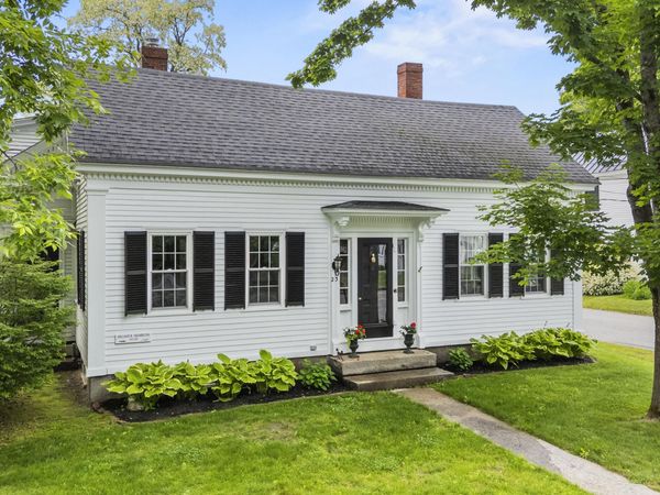 23 Portland Street, Yarmouth, ME 04096