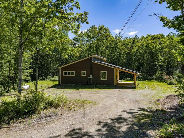 8 Cooper Ridge , Belfast, ME 04915