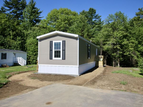 12 Sunrise Hill , Berwick, ME 03901
