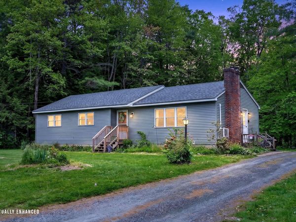 29 Smiley Avenue , Winslow, ME 04901