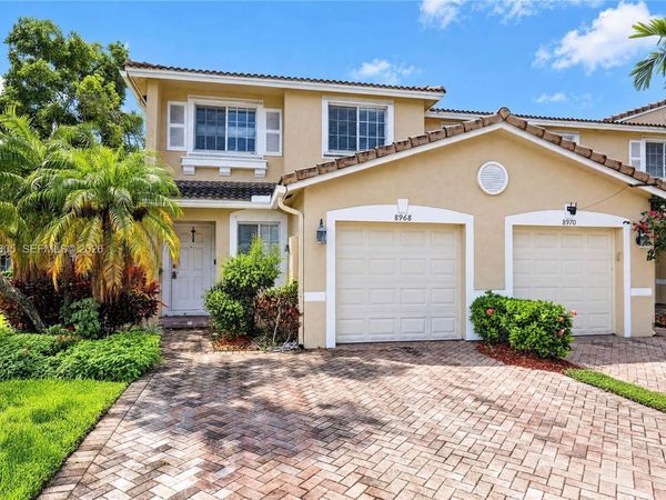 8968 Lancaster St, Tamarac, FL 33321